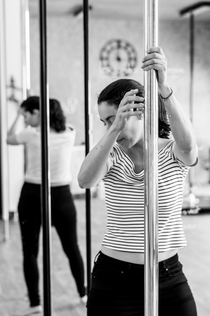 L'Atelier Sublime week-end Pole-art-thérapie Pole dance Témoignage Caroline Cuny confiance en soi guérison traumatisme
